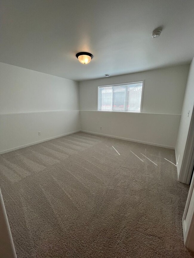 Building Photo - The Wilds Townhomes