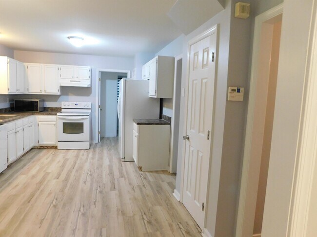 Building Photo - 1714 Abbot's Mill Way