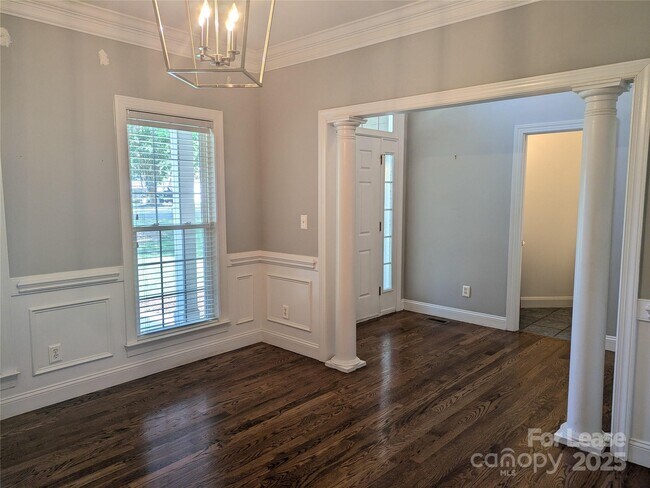 Building Photo - 175 Turnberry Ln