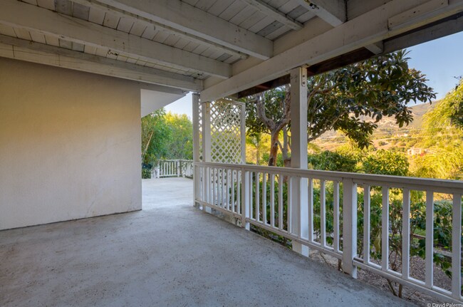 Building Photo - 2822 Ben Lomond Dr
