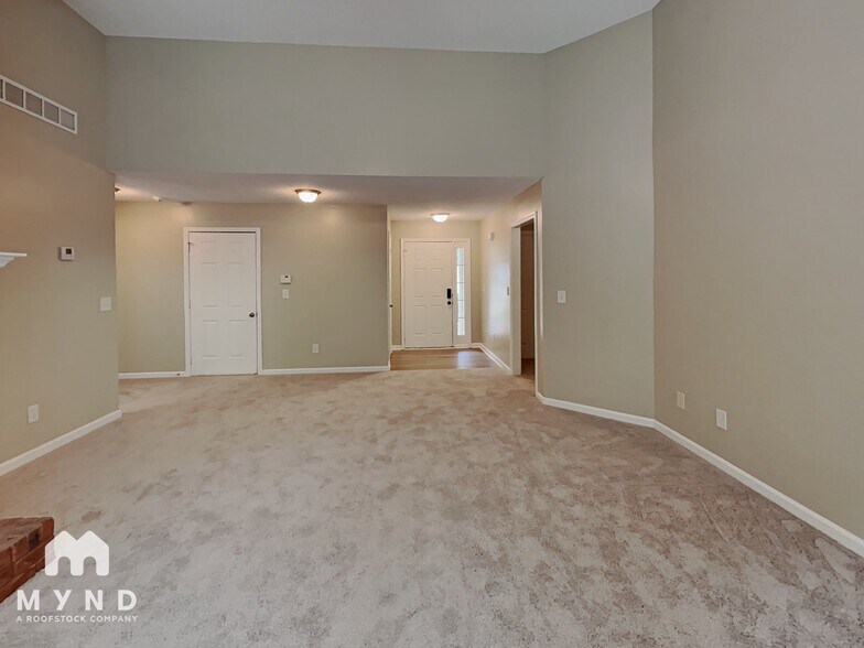 Building Photo - 204 Sunset Ridge Dr