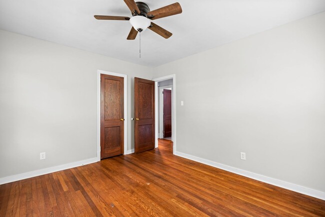 Building Photo - Quaint 2 Bedroom 1 Bath Home in Henrico!!