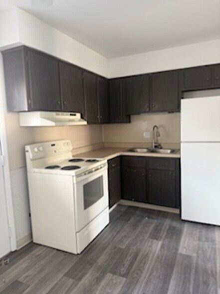 Interior Photo - TOWNHOMES AT BLENDON