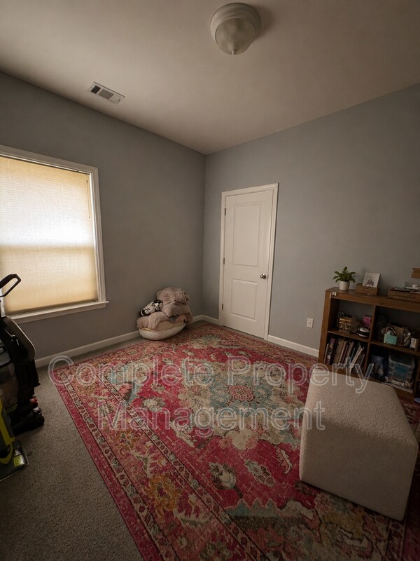 Building Photo - 109 Oxmoor Pl Cir