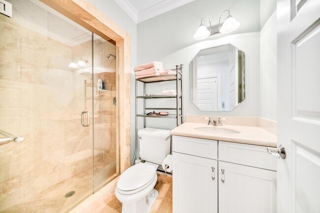 Building Photo - 138 Marine Way