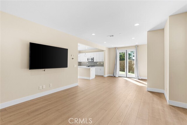 Building Photo - 102 Marisol St