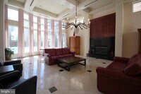 Building Photo - 2791 Centerboro Dr