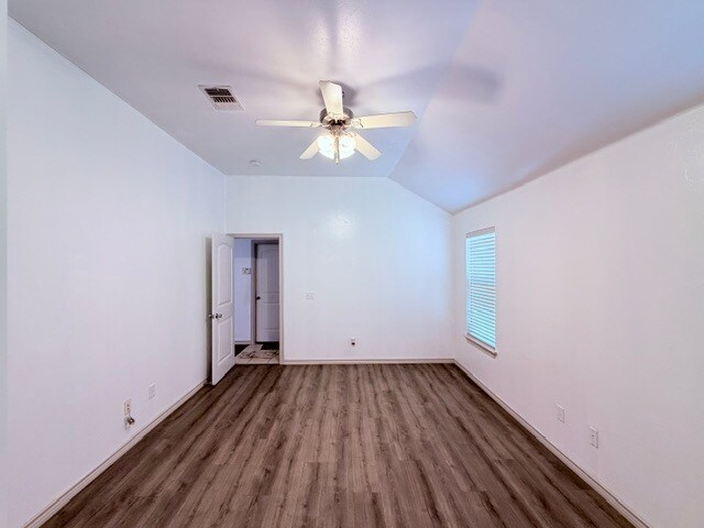 Building Photo - 2412 Rookhaven Ln