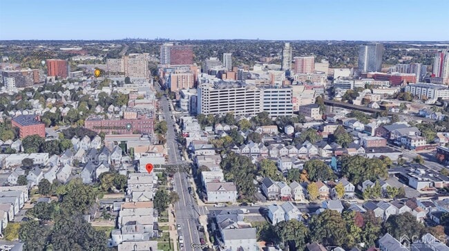 Building Photo - 259 Somerset St