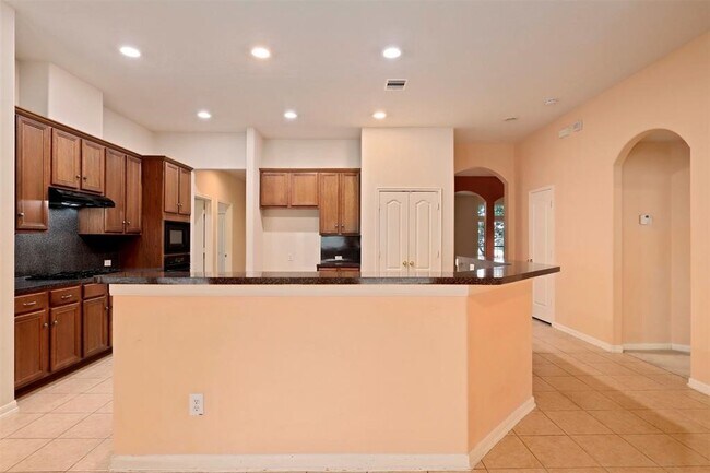 Building Photo - 11618 Columbia Pines Ln