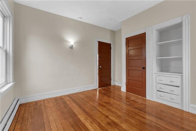 Building Photo - 284 Massachusetts Ave
