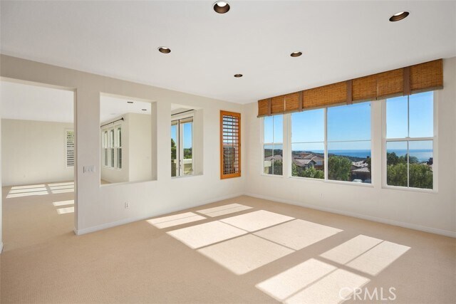 Building Photo - 10 Sunset Cove