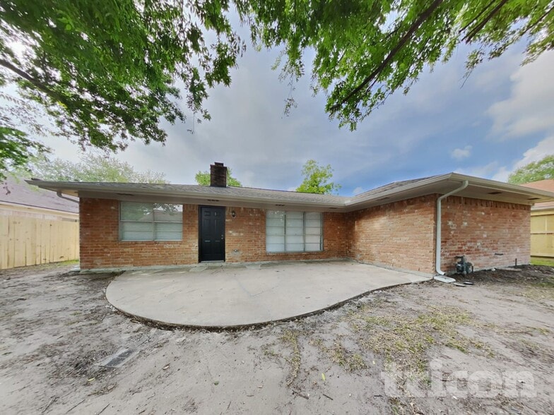 Building Photo - 14218 Overbrook Ln