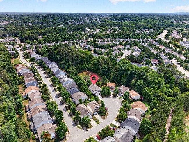 Building Photo - 4007 Jockey Club Circle