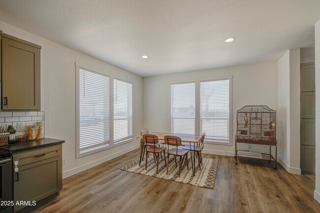 Building Photo - 4057 SOLAR St