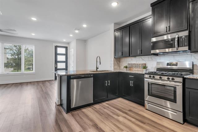 Building Photo - 7545 Reis Ln