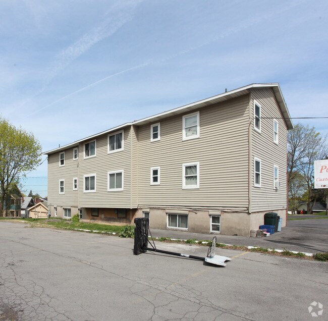 Building Photo - 1843 Butternut St