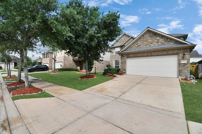 Building Photo - 6315 Bain Dr