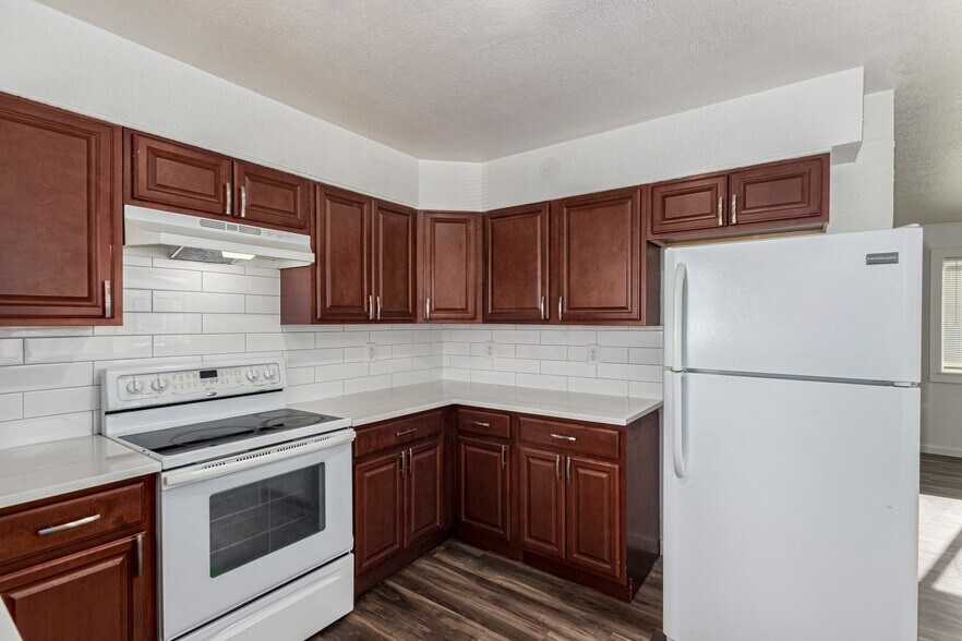 Building Photo - 2060 W Iliff Ave