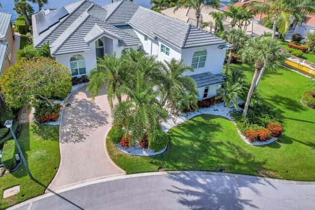 Building Photo - 3225 Braemar Way