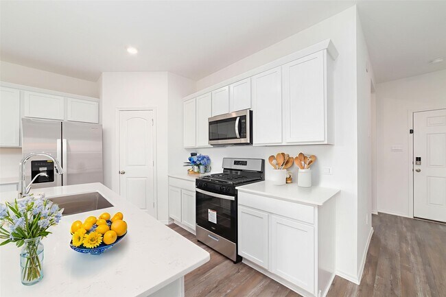 Building Photo - 6007 Bella Breeze Dr