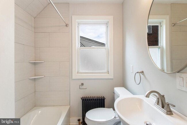 Building Photo - 6011 North Dakota Ave NW