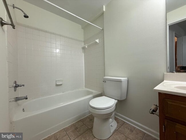 Building Photo - 111 Ben Neuis Pl