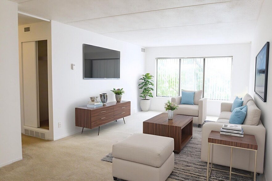 Building Photo - Parkview Tower Apartments