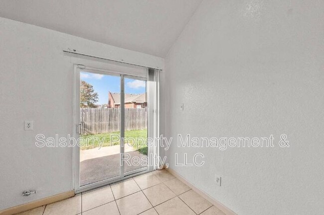 Building Photo - 8510 Gatlinburg Dr