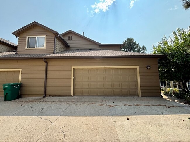 Building Photo - 6458 Silver Mesa Dr