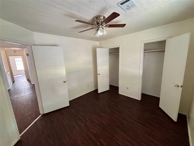 Building Photo - 4617 Sandera Ln