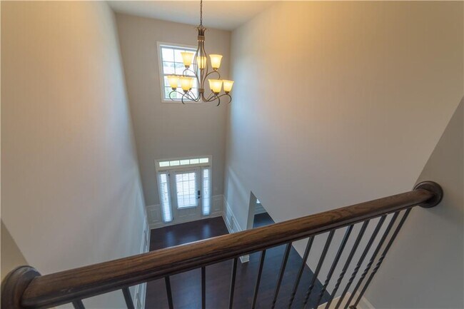 Building Photo - 7445 Oldbury Pl