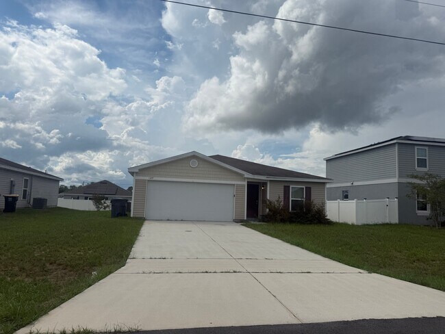 Building Photo - 1377 N Platte Ct