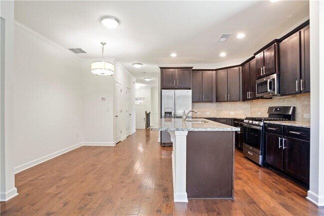 Building Photo - 2253 Lavista Ct NE