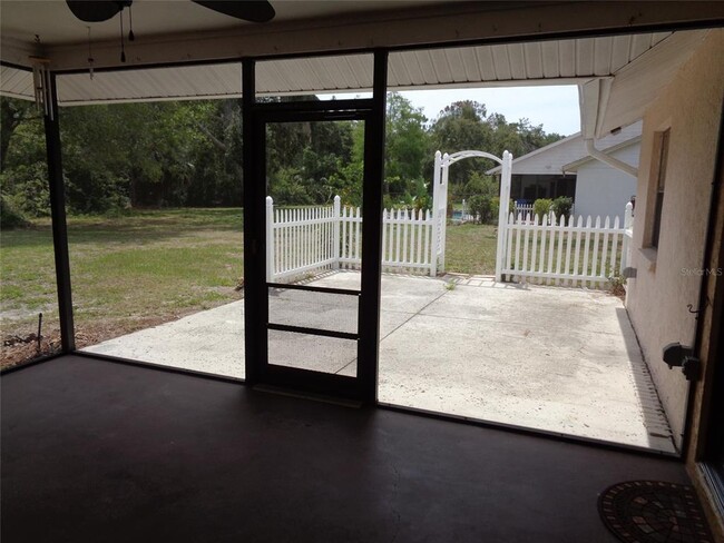 Building Photo - 210 Woodingham Trail