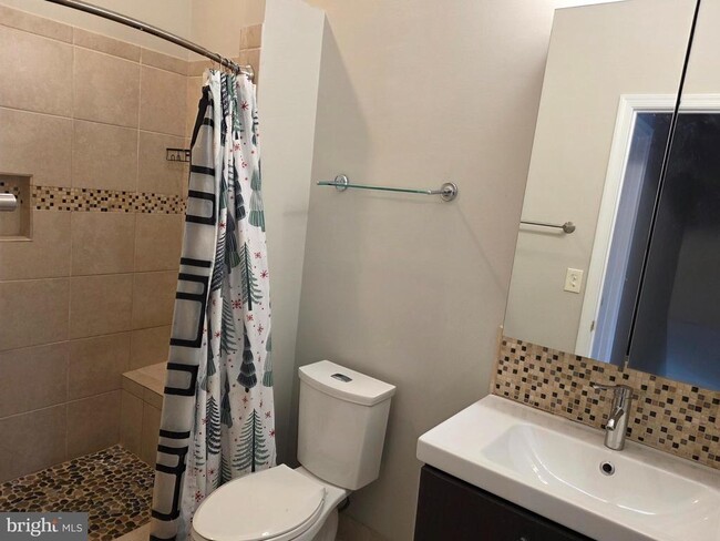 Building Photo - 10442 Storch Turn