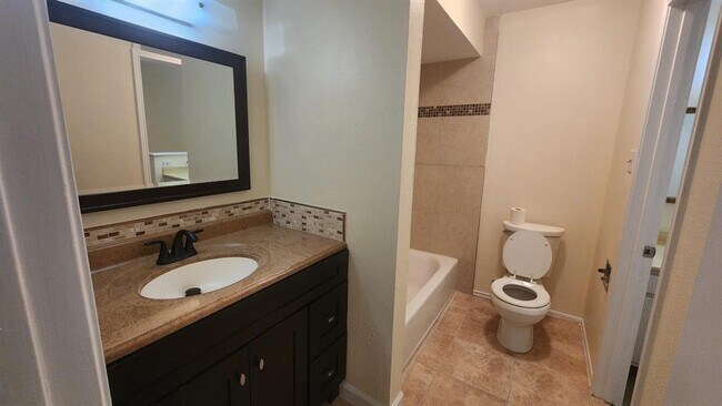 Building Photo - 14333 Memorial Dr