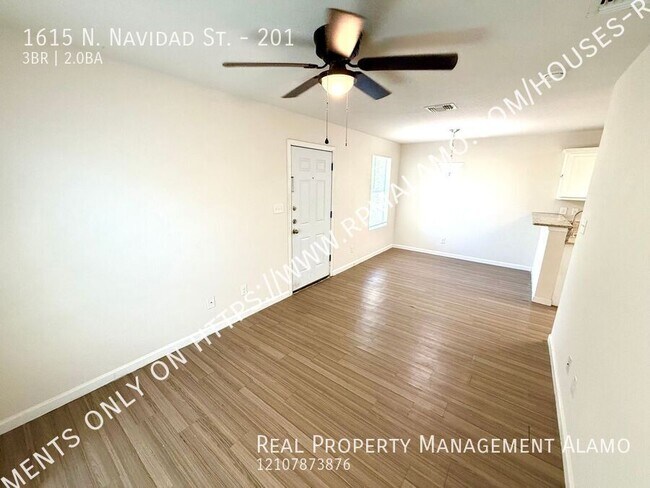 Building Photo - 1615 N Navidad St