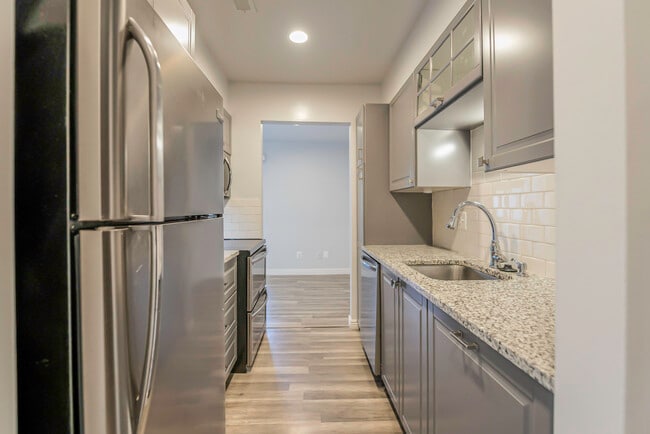 Building Photo - 30078 W 12 Mile Rd