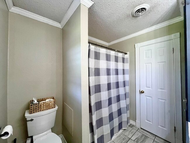 Building Photo - 4722 Florist St