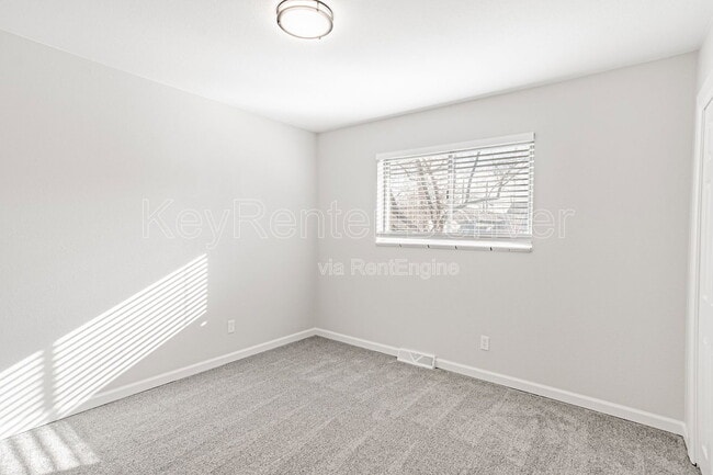 Building Photo - 4762 S Acoma St