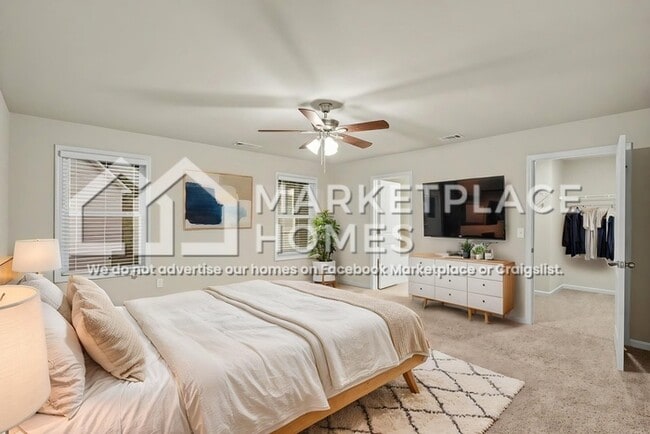 Building Photo - 256 W L Miller Dr