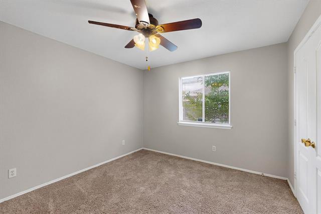 Building Photo - 1115 Buckingham Dr