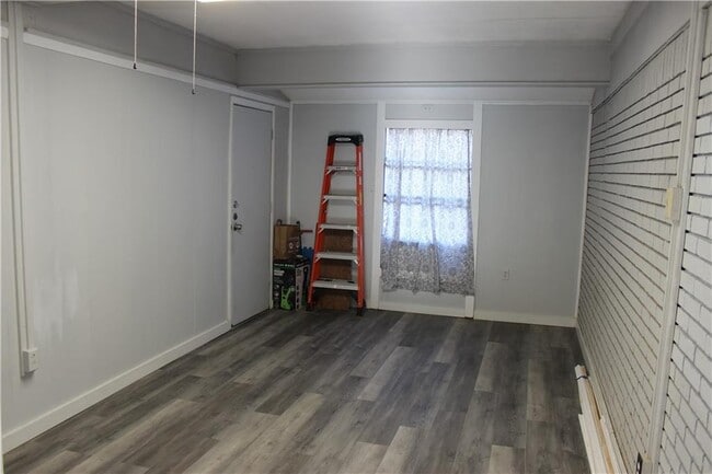 Building Photo - 2303 Towbridge Cir