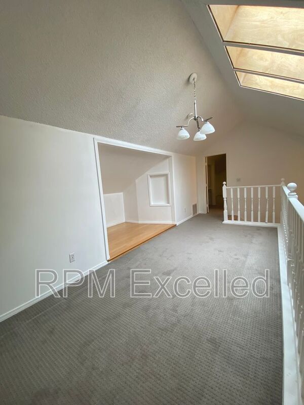 Building Photo - 32229 2nd Ave SW