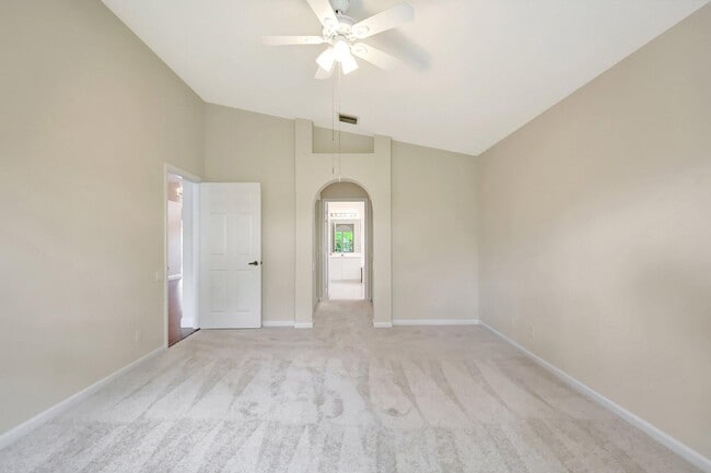 Building Photo - 6779 Indianwood Way