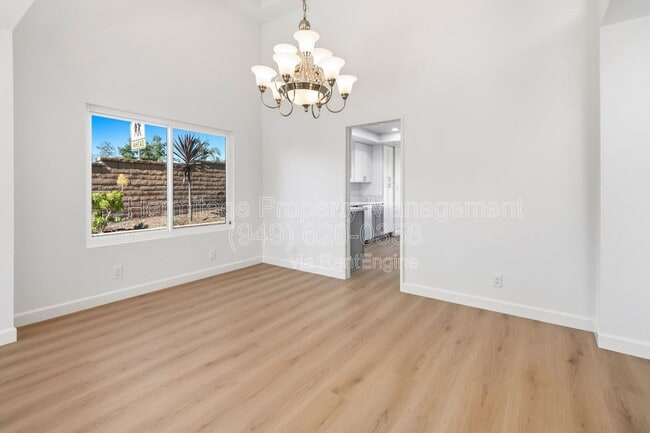 Building Photo - 26411 Stratford