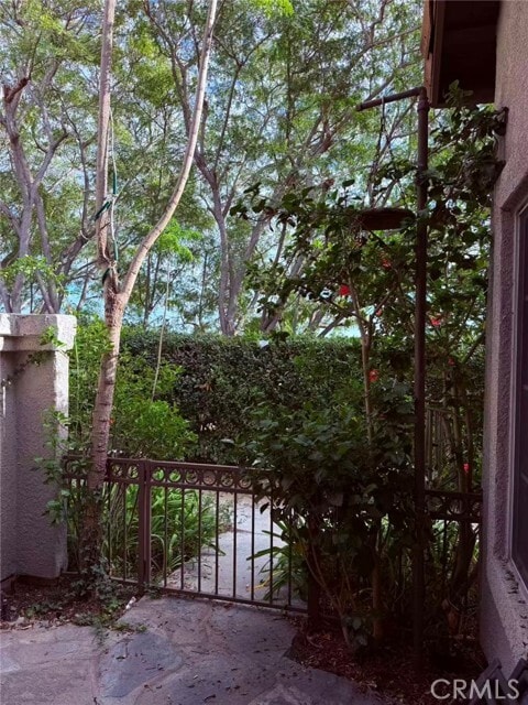 Building Photo - 14 Trillium Pl