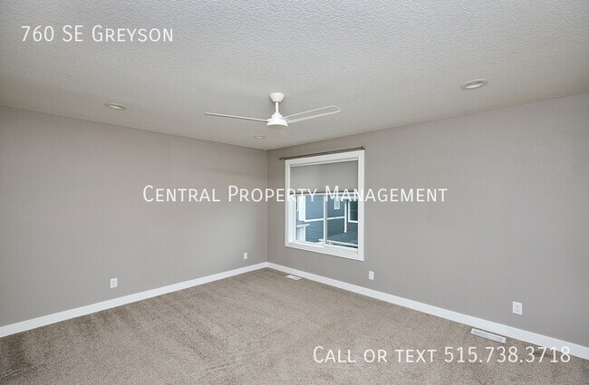 Building Photo - 760 SE Greyson-