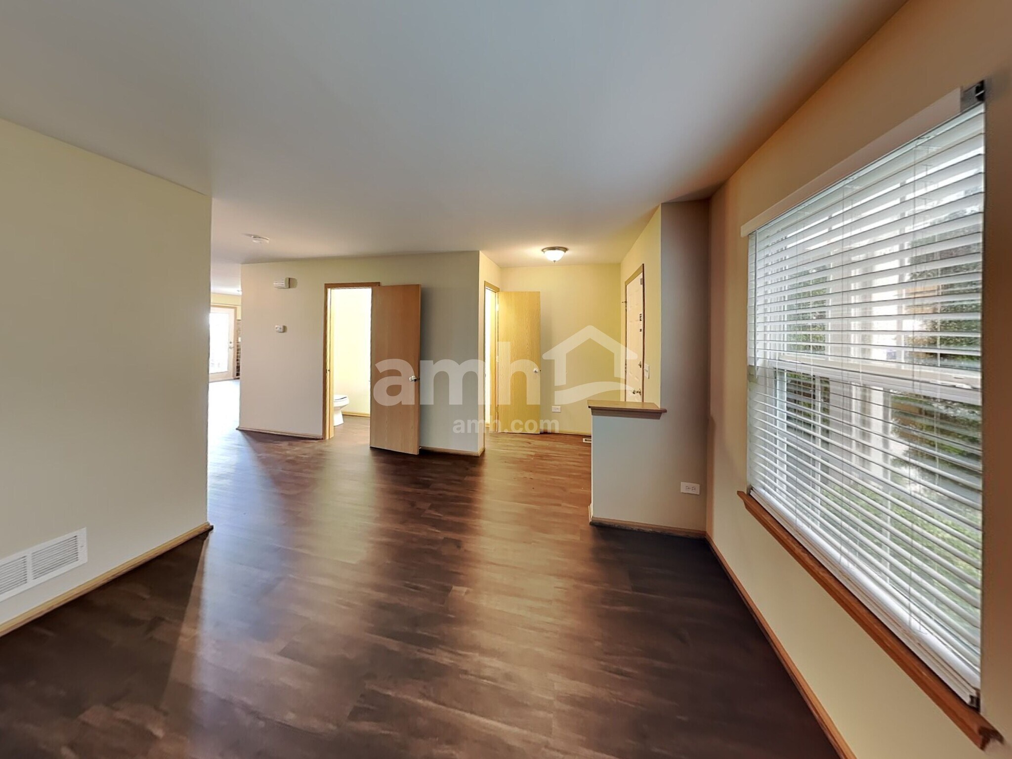 Building Photo - 2505 Paradise Cir